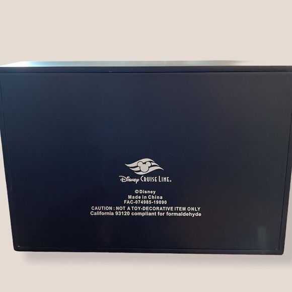 NIB Disney Cruise Shadow Box - Picture 3 of 6